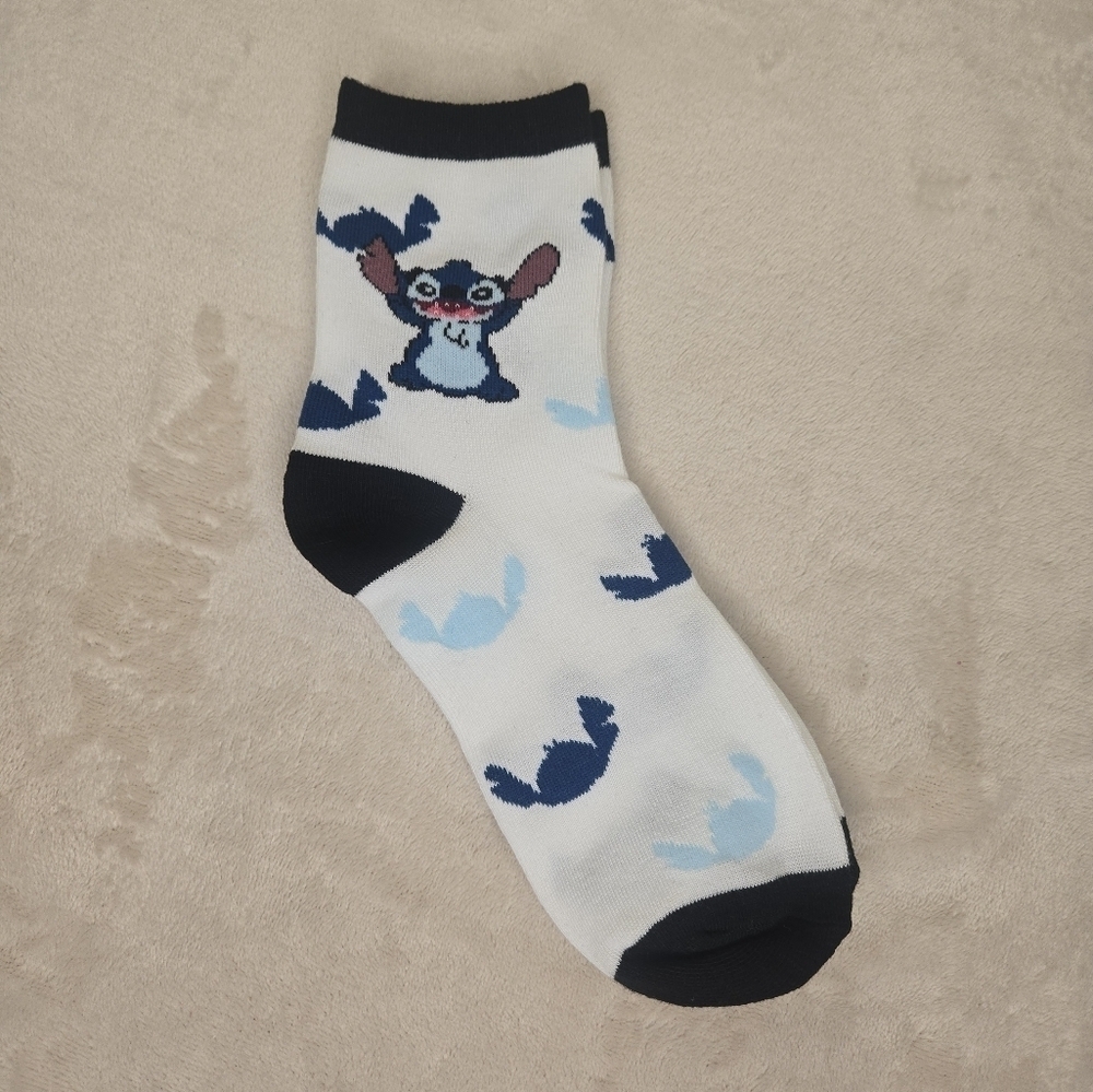 Disney Stitch Woman's Sock Set - 5 Pairs - Picture 7 of 10